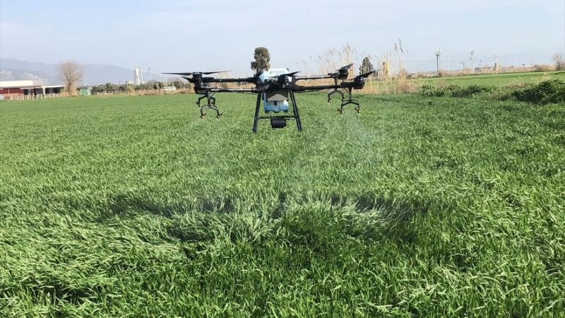 Tarım'da Yeni Teknolojiler! İlaçlamalar Artık Drone İle Yapılacak 2