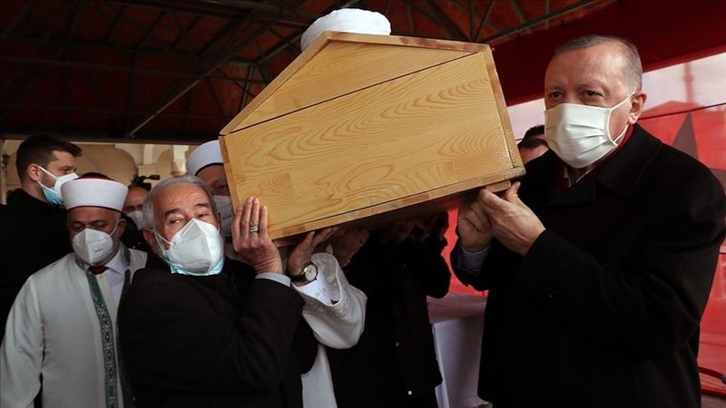 Elazığlı Kanaat Önderi Vefat Etti! Cumhurbaşkanı Erdoğan'da Cenazedeydi! 5