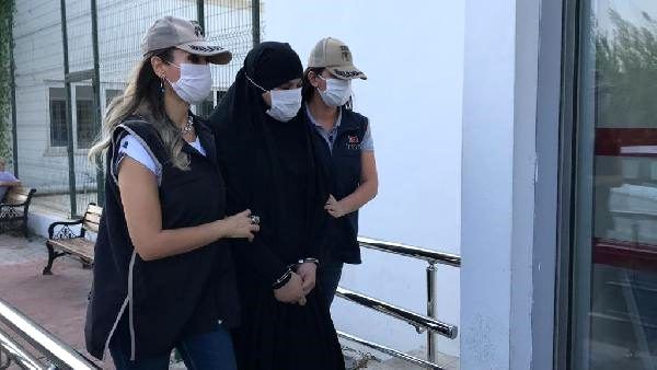DEAŞ'lı Terörist Kadın Ülke'ye Kaçak Şekilde Girmeye Çalışırken Yakalandı! 1