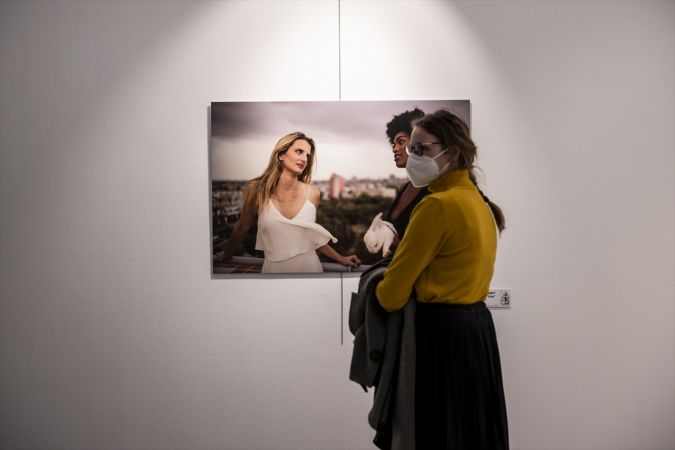 Meksikalı fotoğrafçı Galvan'ın "Alice'in Zamanı" sergisi Ankara'da açıldı 6