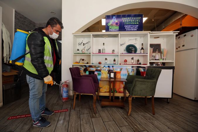 Ankara'da Kafe ve restoranlar dezenfekte ediliyor 8