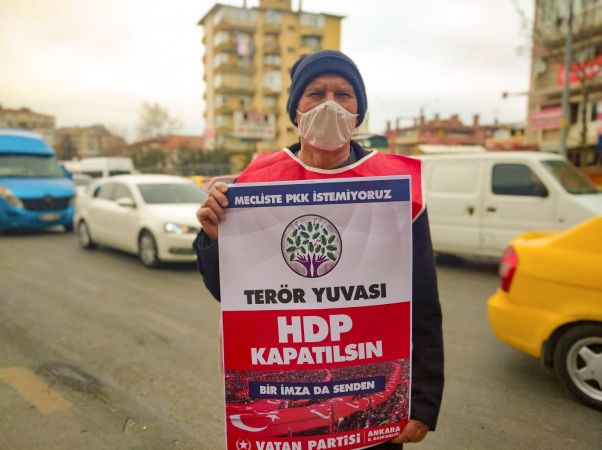 Ankara’da Açılan HDP Kapatılsın Masalarında Binlerce İmza Toplandı! 2