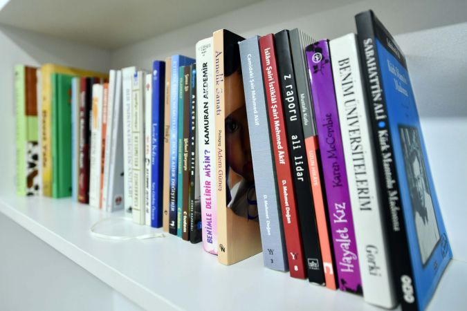 Büyükşehirden Okuma Alışkanlığını Artıracak Yeni Hizmet: Metro Kitap İstasyonu Açıldı! 3