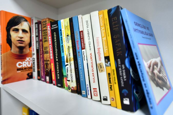 Büyükşehirden Okuma Alışkanlığını Artıracak Yeni Hizmet: Metro Kitap İstasyonu Açıldı! 4