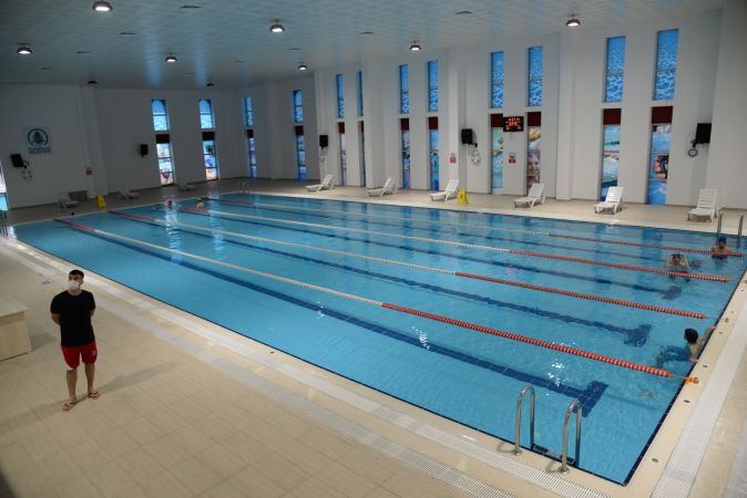 Pursaklar’da Spor Salonları ve Yüzme Havuzu Yeniden Hizmete Açıldı! 2