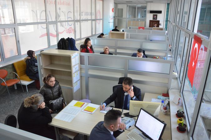 Ankara Kariyer Ofisi’nden Rekor: Bir Ayda 100 Vatandaşa İş Bulundu! 4