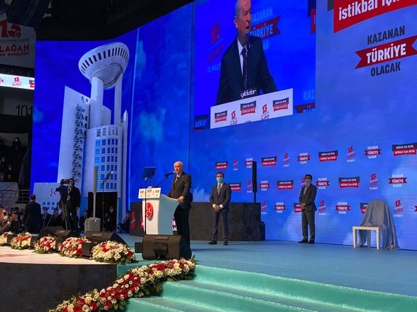 MHP Genel Başkanı Devlet Bahçeli, partisinin 13. Olağan Büyük Kurultayı'nda konuştu 6