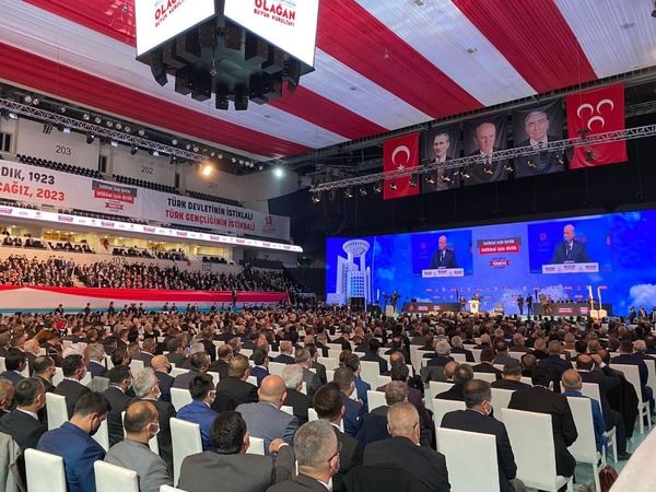 MHP Genel Başkanı Devlet Bahçeli, partisinin 13. Olağan Büyük Kurultayı'nda konuştu 7