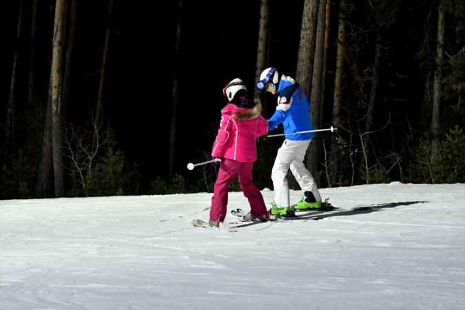 Cıbıltepe Kayak Merkezi Turistlerin İlgi Odağı Oldu! 12