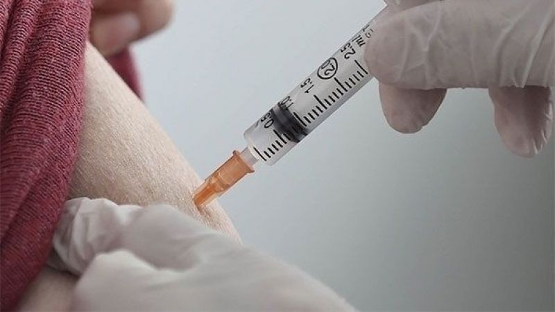 AstraZeneca Aşısı Komaya Soktu! Kovid-19 Aşısı Olan Hemşire Yaşamını Kaybetti! 2