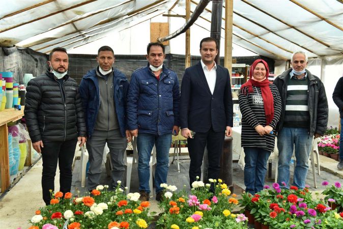 Mansur Yavaş Bir Sözünü Daha Tutuyor: Ankara’da Sözleşmeli Çiçek Üreticiliği Dönemi Başlıyor! 7