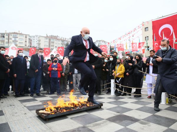 Nevruz Ateşi Keçiören’de Yakıldı! 7