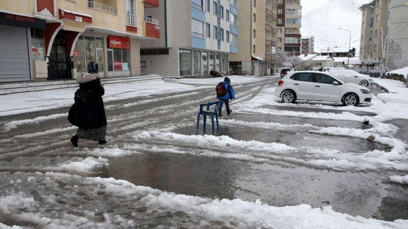 Türkiye'de Kar Yağışı Nedeniyle 117 Yerleşim Yeri Ulaşıma Kapandı! 2