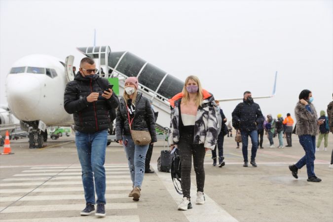 Nevşehir'e Ukrayna'dan Gelen Turistler Hediyelerle Karşılandı! 6