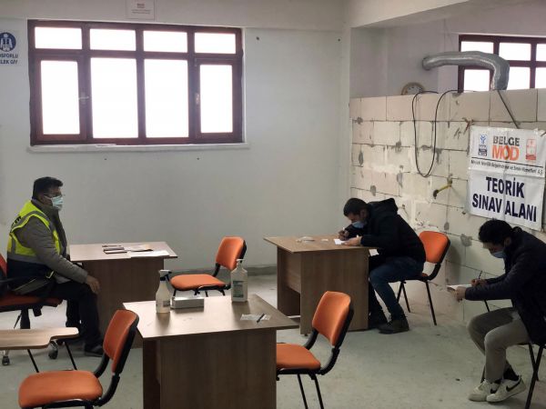 Ankara'da Belediye çalışanlarına Mesleki Yeterlilik sınavları başladı 3