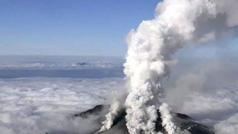Japonya'da Otake Yanardağı'nda Patlama! Ciddi Uyarılar Yapıldı 2