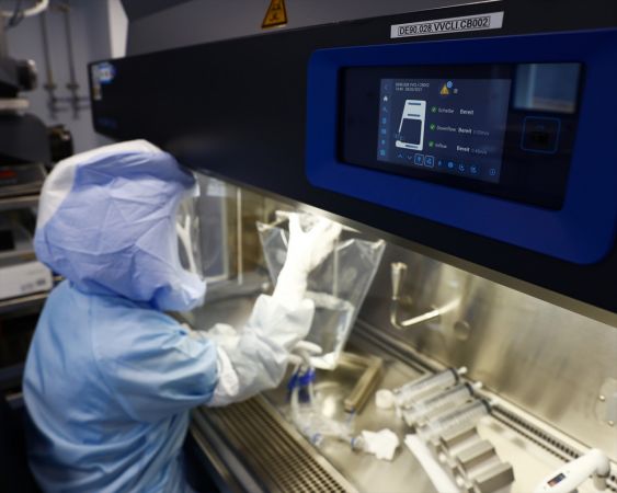 BioNTech Kovid-19 Aşısı Üretim Tesisi Basın Mensuplarına Açıldı! 9