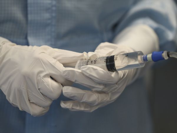 BioNTech Kovid-19 Aşısı Üretim Tesisi Basın Mensuplarına Açıldı! 13
