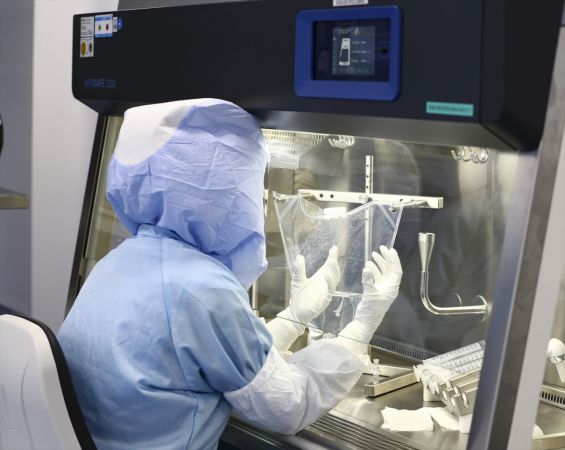 BioNTech Kovid-19 Aşısı Üretim Tesisi Basın Mensuplarına Açıldı! 35