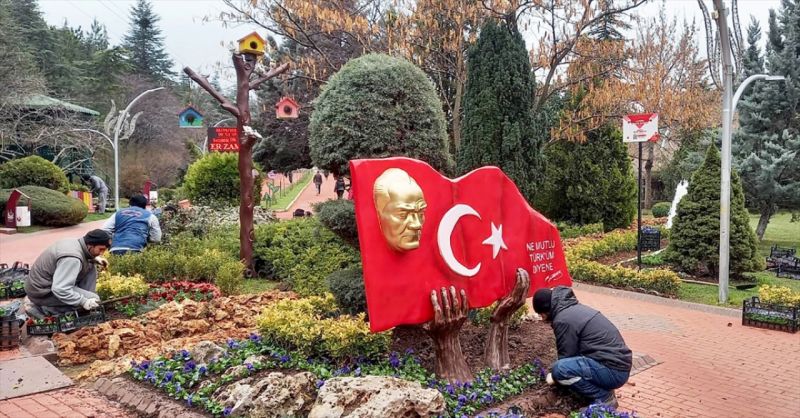 Ankara Keçiören Belediyesi'nde Ağaç ve Çiçek Dikme Çalışmaları Hızlandı! 13