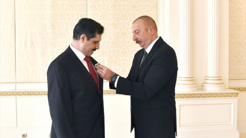 Son Dakika: Azerbaycan Cumhurbaşkanı Aliyev, Türkiye Bakü Büyükelçisine  "Dostluk Nişanı" Takdim Etti 4