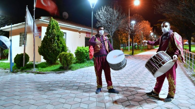 Ankara’da Ramazan Davulu Çalınacak Mı? 2021 Sahurda Ramazan Davulu Çalınacak Mı? Ramazanda Davulcu Geleneği Nedir? 1