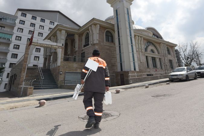 Ankara'da 303 Camiye Hijyen Desteği 3