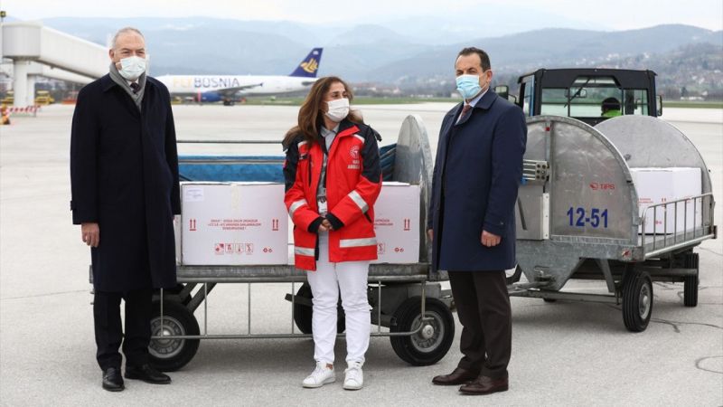 Türkiye Aşı Yardımlarına Tam Gaz Devam Ediyor! 10 Bin Doz Bosna Hersek'e Ulaştı! 2