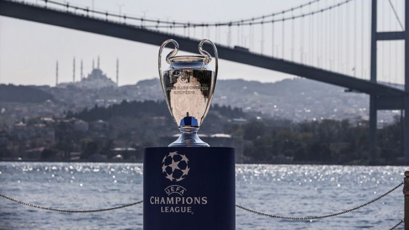 Futbol Dünyası Çalkalanırken Güzel Haber İstanbul'dan Geldi! UEFA Şampiyonlar Ligi Kupası Türkiye'de! 4