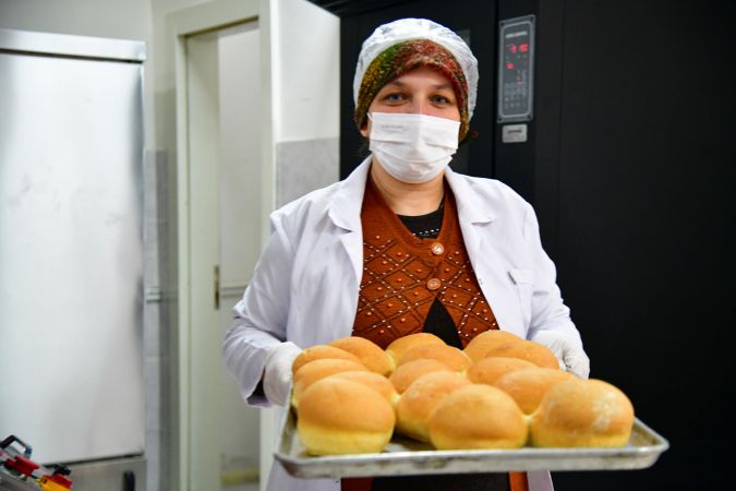 Somuncu Baba geleneğı Ankara'da! Her gün 3 bin ekmek kapıda 7