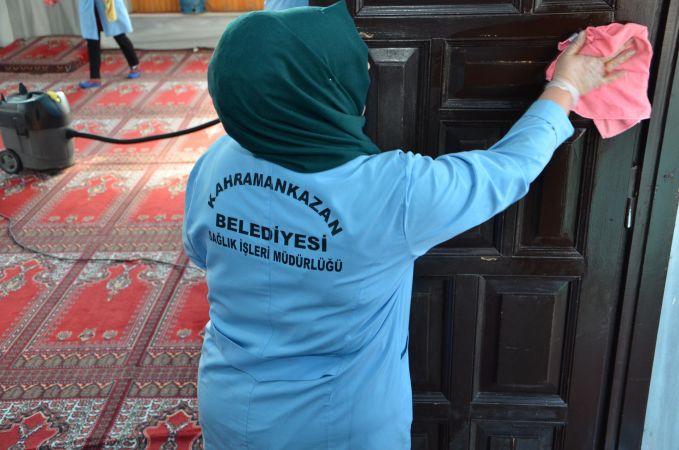 Ankara'da Camiler bayram namazı için pırıl pırıl 2