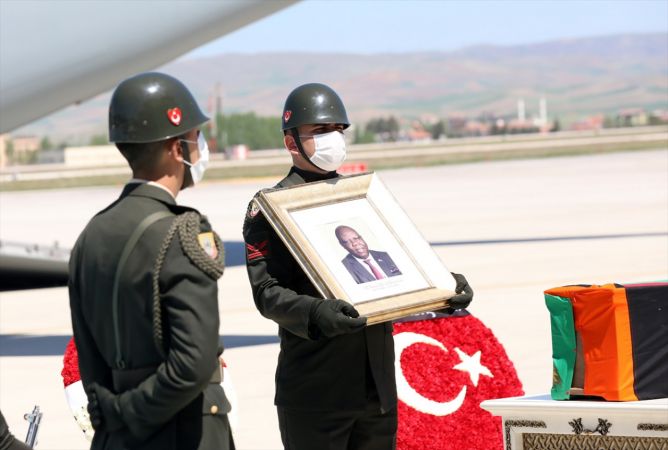 Ankara Büyükelçisi Chilengi'nin naaşı memleketine uğurlandı! Joseph Chilengi kimdir? 10