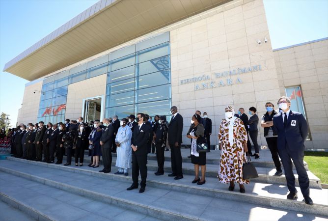 Ankara Büyükelçisi Chilengi'nin naaşı memleketine uğurlandı! Joseph Chilengi kimdir? 14