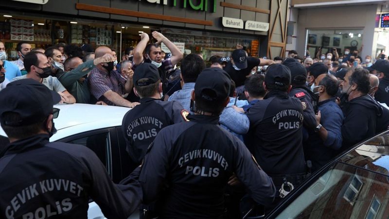 Meral Akşener'e Protesto! Rize'de Beklemediği Tepkiyi Gördü! 16