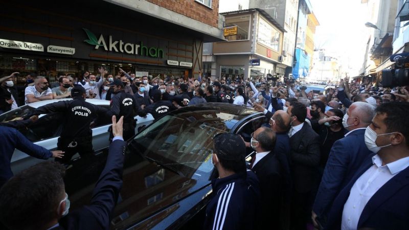 Meral Akşener'e Protesto! Rize'de Beklemediği Tepkiyi Gördü! 18