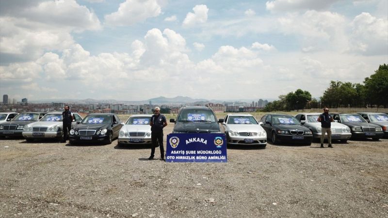 Ankaralılar Araçlarınızı Kontrol Edin! Otomobil Çetesi Çökertildi! Yurtdışı Araçlara Şase Numarası Vuruyorlar! 2