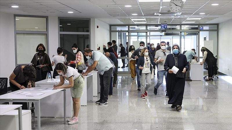 SGK ve Memurlar Başkent Hastanelerine Akın Ediyorlar! Aşı Sebebiyle Ankara Hastaneleri Doldu, Taştı! 1