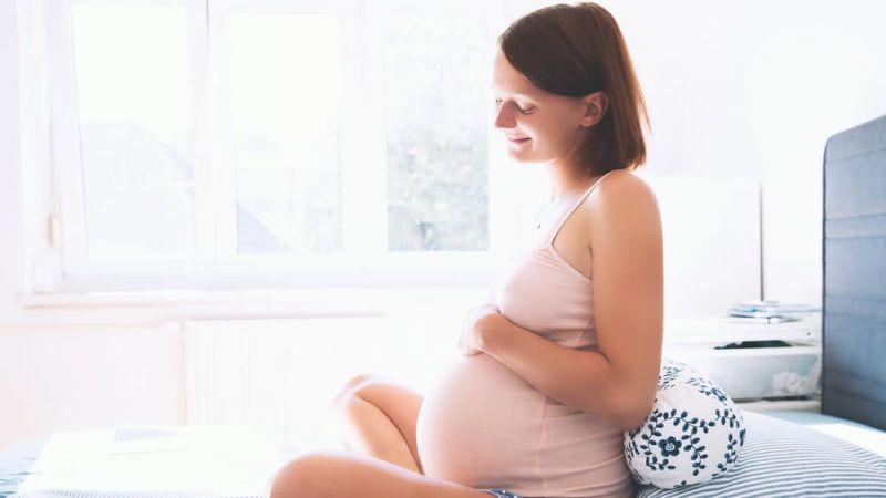 Hamileyken Nasıl Yatılır? Bebek Hangi Pozisyonda Mutlu Olur, Rahat Eder? 3
