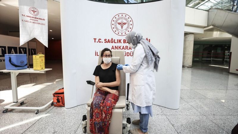 Ankara'ya Bir Müjde Daha! Aşı Merkezleri Büyüyor, Şimdide Havalimanları! Esenboğa'da İlk Aşılara Başlandı! 2