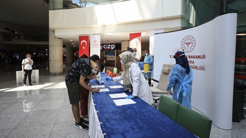 Ankara'ya Bir Müjde Daha! Aşı Merkezleri Büyüyor, Şimdide Havalimanları! Esenboğa'da İlk Aşılara Başlandı! 3