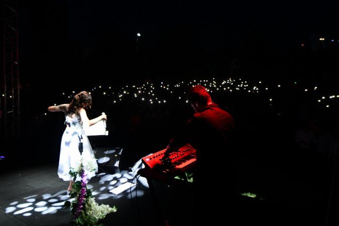 Ankara Büyükşehir’den müzik resitali! Melek Mosso konserine yoğun ilgi... 17