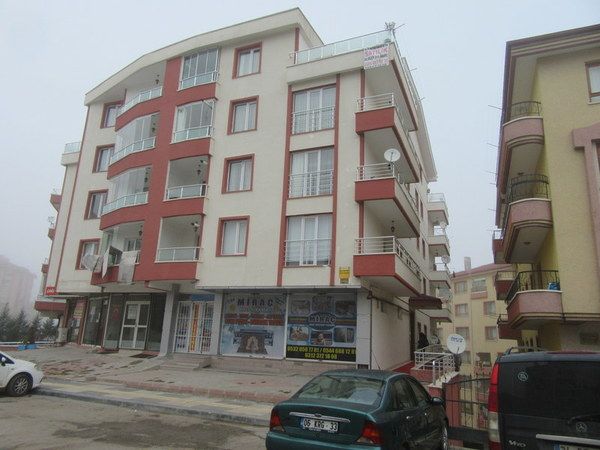 Vakıfbank’tan Çok Büyük Müjde! Sadece 103.000 TL’ye Ankara’da Efsane Bir Evi Satışa Çıkarttı! 3+1 95 Metrekare… Bu Fırsat Kaçmaz! 2