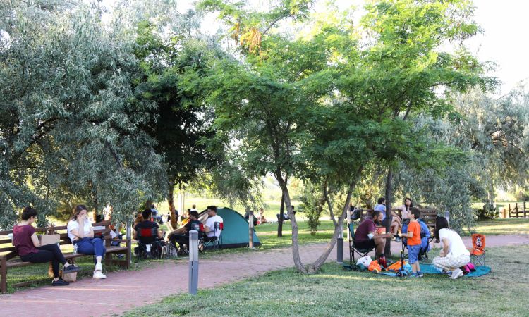 Ankara'da yaz sıcaklığına çare Çankaya parkları 5