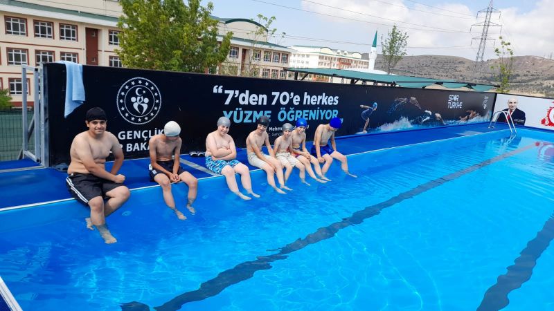 Ankara Keçiören Belediyesi’nden Büyük Hizmet! Prefabrik Havuzlar Müthiş Fayda Sağlıyor! Keçiören’de Yüzme Bilmeyen Kalmayacak… 1