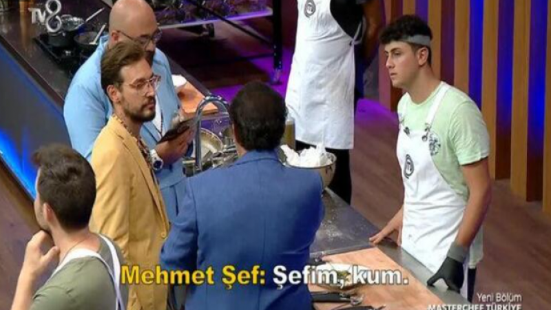 MasterChef'te Skandal Bitmek Bilmiyor! Yemekten Taş Çıkınca Ortalık Karıştı! o Yarışmacı Dikkatsizliğinin Bedelini Ağır Ödedi! 2