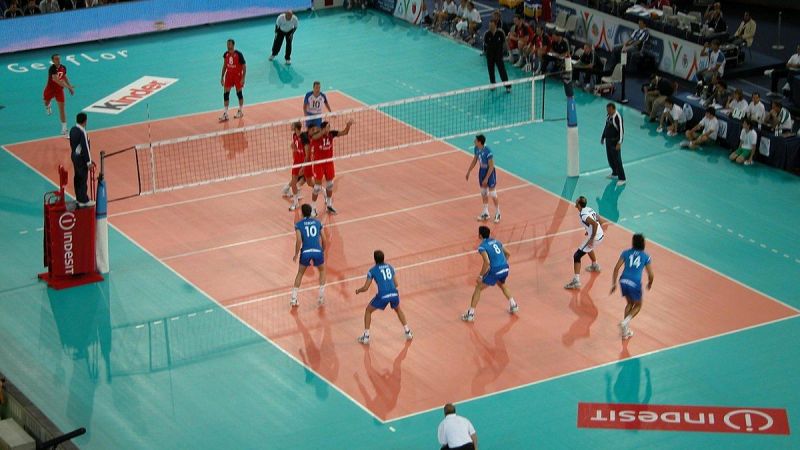 Voleybolda Farklı Renk Forma Ne Anlama Geliyor! Farklı Renkte Forma Giyen Oyuncuya Ne Denir? Neden Farklı Forma Giyiyor? 2