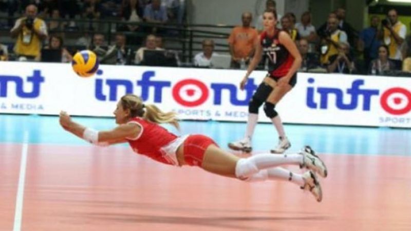 Voleybolda Farklı Renk Forma Ne Anlama Geliyor! Farklı Renkte Forma Giyen Oyuncuya Ne Denir? Neden Farklı Forma Giyiyor? 1