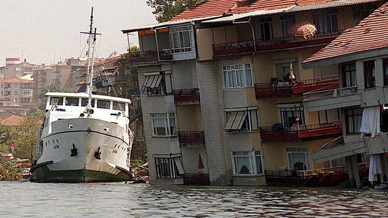 Milyonlarca İstanbulluya Büyük Korkutan Haber Verildi! İstanbul Depremi İçin Tarih Verdi... Geri Sayım Başladı! 1