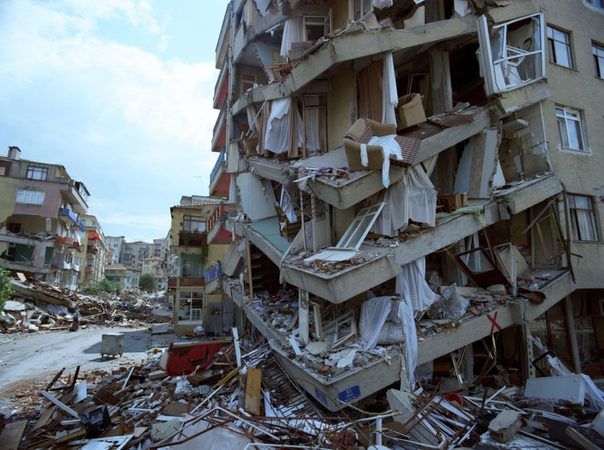 Milyonlarca İstanbulluya Büyük Korkutan Haber Verildi! İstanbul Depremi İçin Tarih Verdi... Geri Sayım Başladı! 3