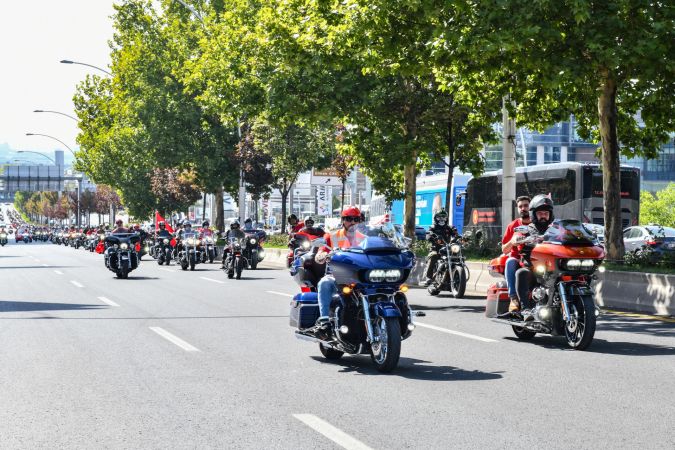 400 Motosiklet Tutkunu Gaziler İçin Ankara'yı Turladı! 20